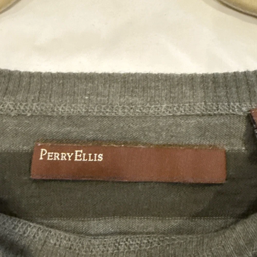Men's Perry Ellis Sweater XXL‎